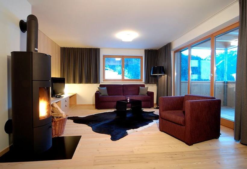 هتل Monika & Montafon Chalets