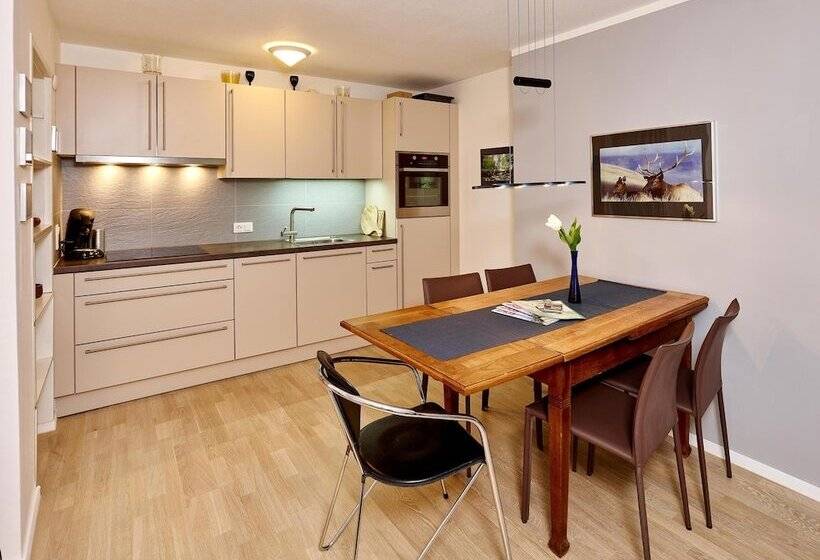 هتل Monika & Montafon Chalets