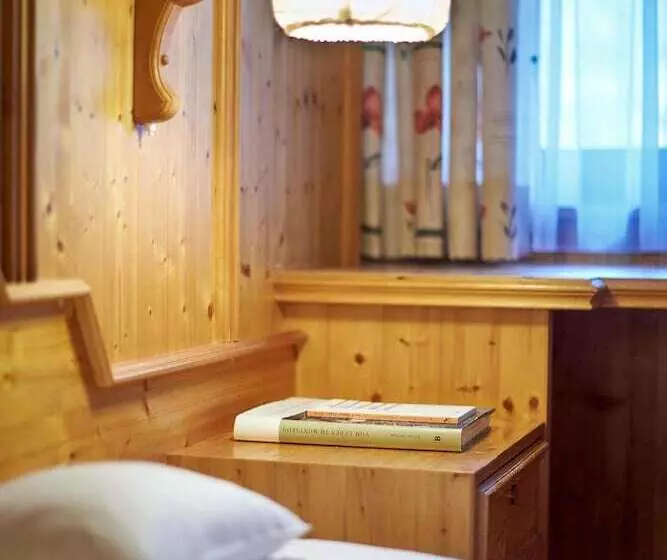 Hotell Monika & Montafon Chalets