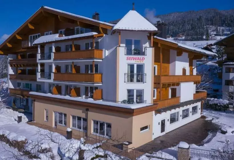 호텔 Das Seiwald