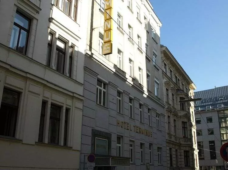 酒店 Terminus