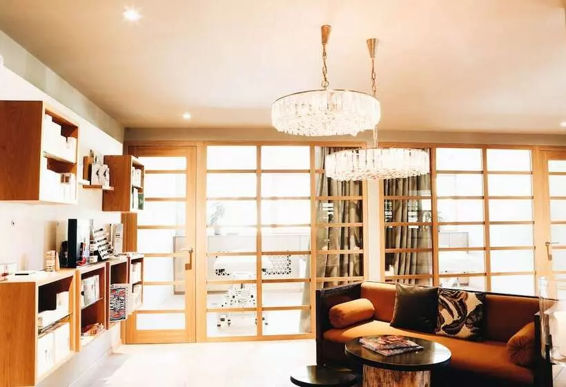 ホテル Walliserhof