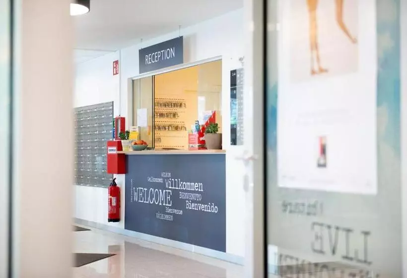 مسافرخانه Mynext Riverside Hotel Salzburg