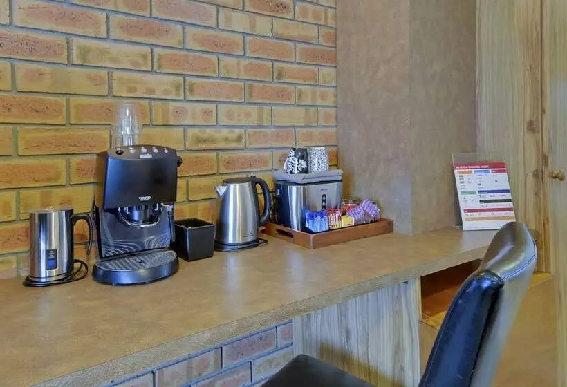 Tree Rose Motel Morwell