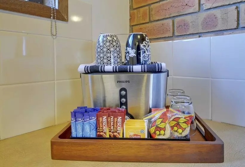 Tree Rose Motel Morwell