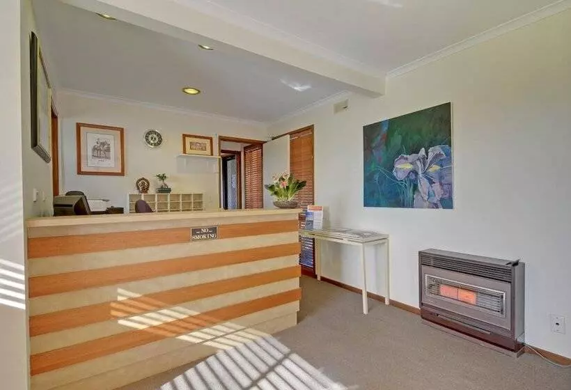 Tree Rose Motel Morwell