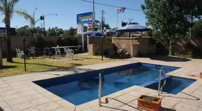 Homestead Motor Inn & Apartments