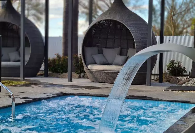 Federation Motel Resort Corowa