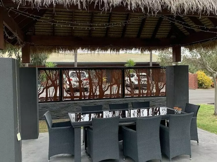 Federation Motel Resort Corowa