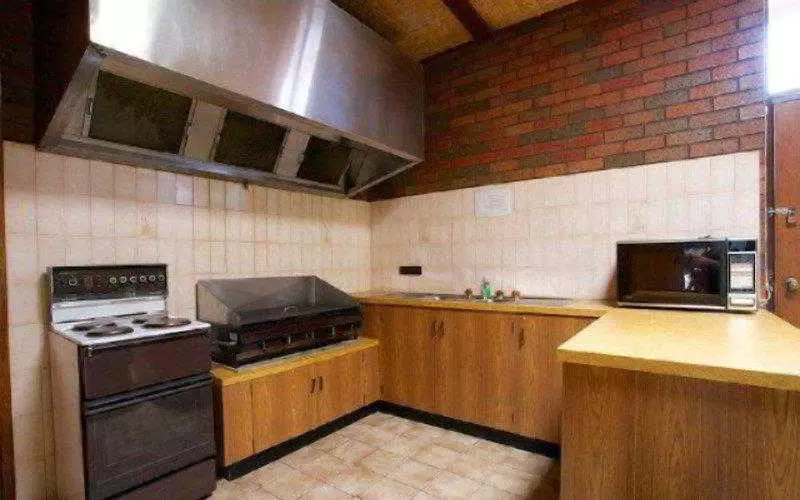 Отель Golden Grain Motor Inn