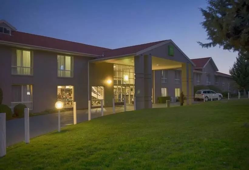 Hotel Ibis Styles Canberra