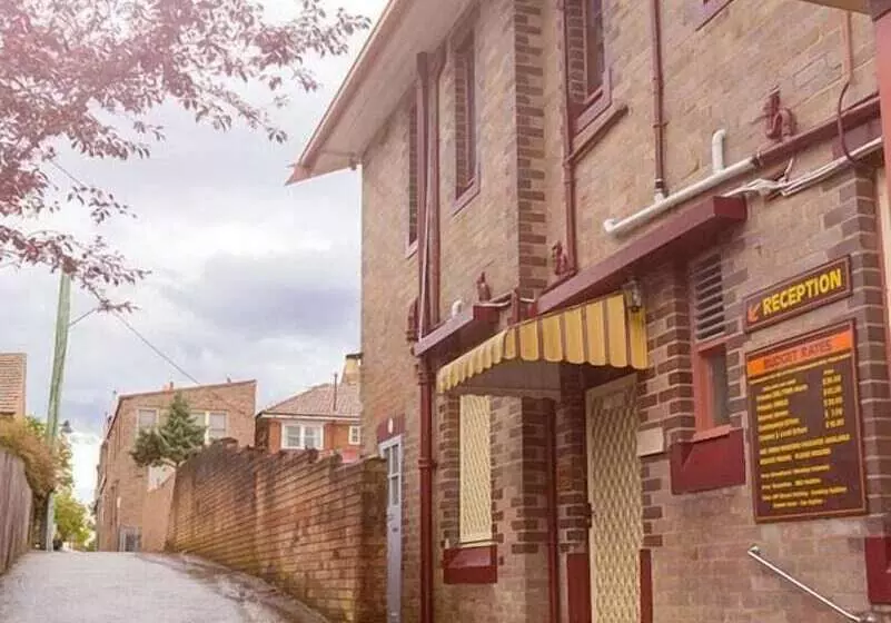 בית מלון כפרי Katoomba Mountain Lodge