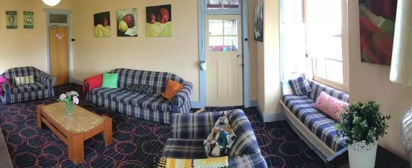 בית מלון כפרי Katoomba Mountain Lodge