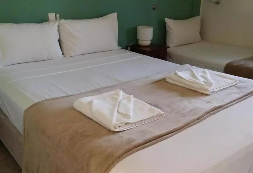 Отель Mackay Motor Inn