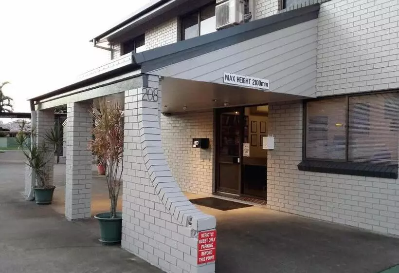 Отель Mackay Motor Inn