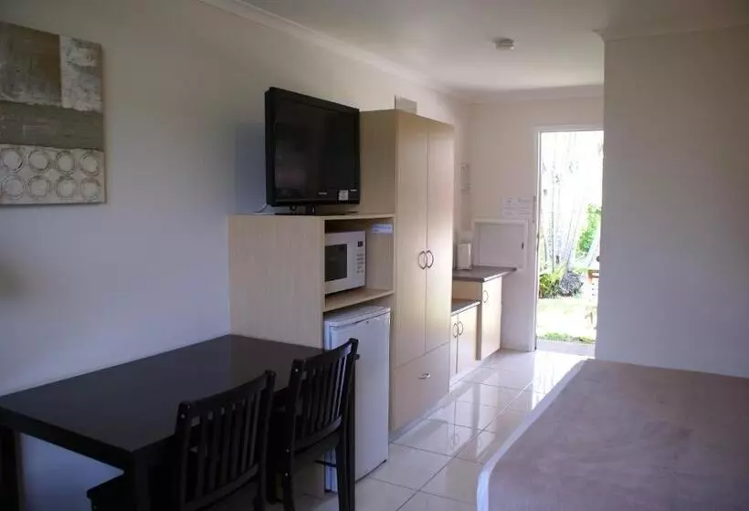 Отель Mackay Motor Inn