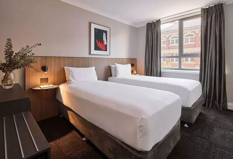 Pensione Hotel Perth