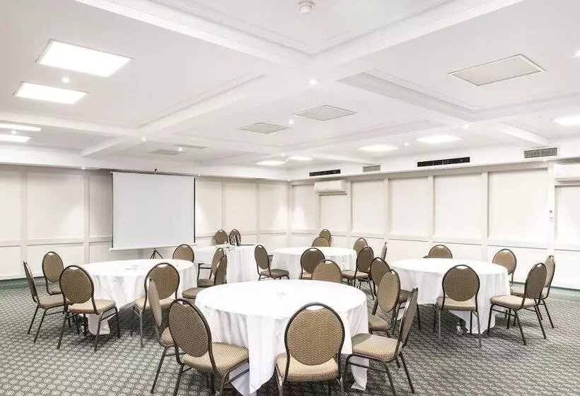 酒店 Seasons Of Perth