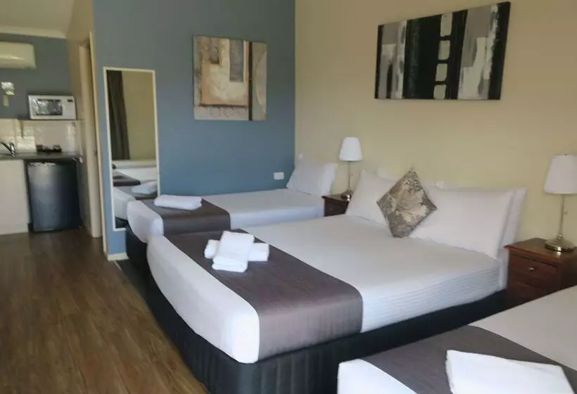 Motel Caboolture Central Motor Inn, Sure Stay Collection By Bw