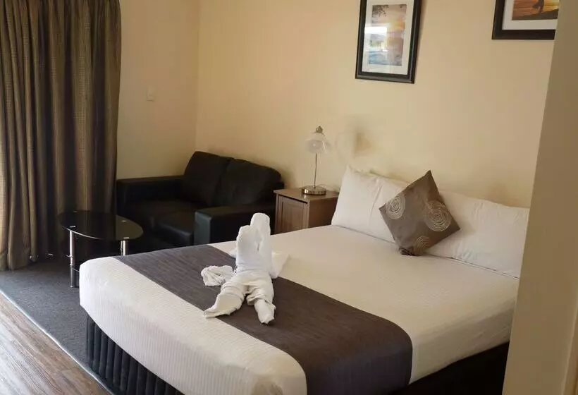 Motel Caboolture Central Motor Inn, Sure Stay Collection By Bw