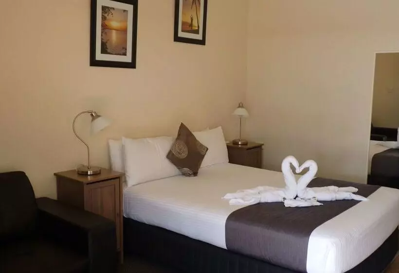 Motel Caboolture Central Motor Inn, Sure Stay Collection By Bw