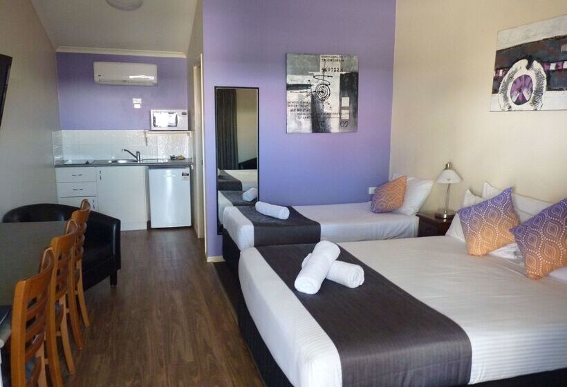 Motel Caboolture Central Motor Inn, Sure Stay Collection By Bw