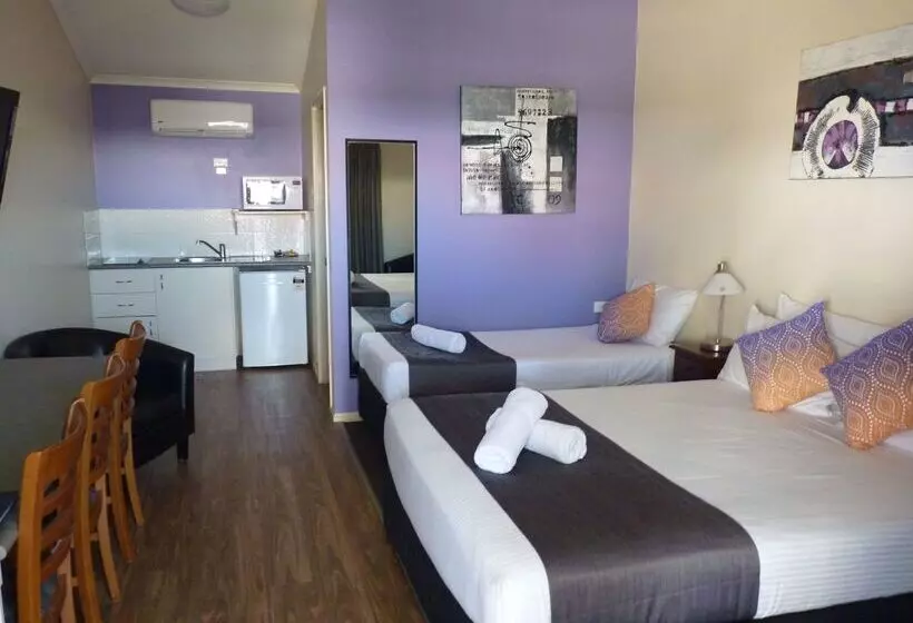 Motel Caboolture Central Motor Inn, Sure Stay Collection By Bw