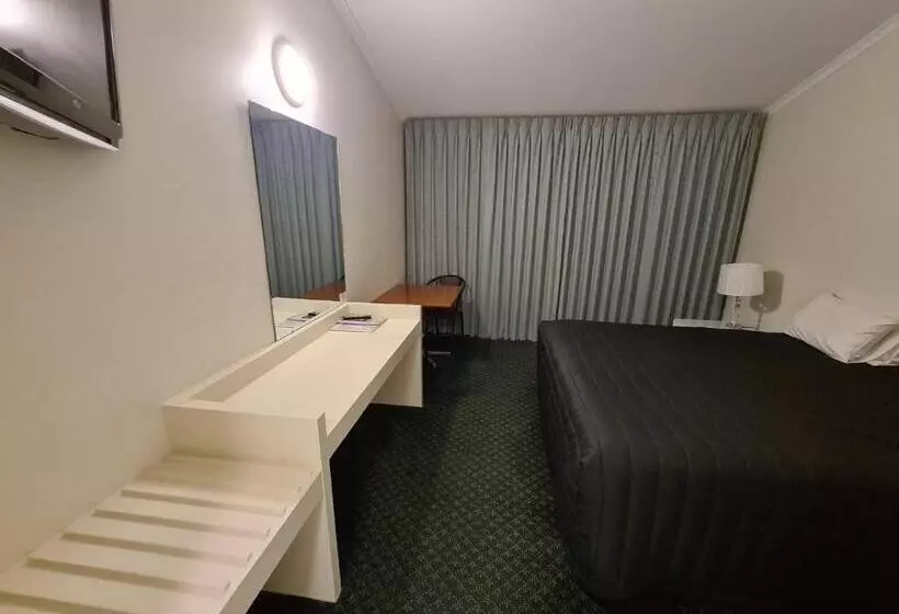 فندق على الطريق Cottonwood Motor Inn