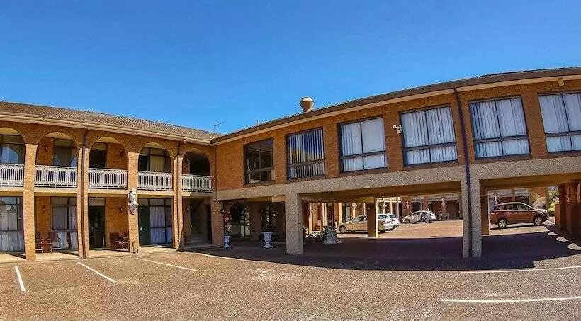 모텔 Cumberland Motor Inn