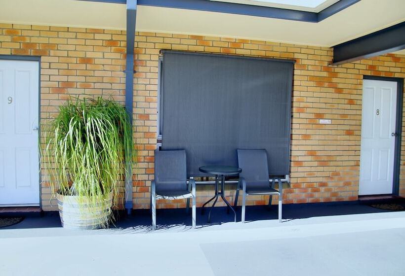 Squatters Homestead Motel