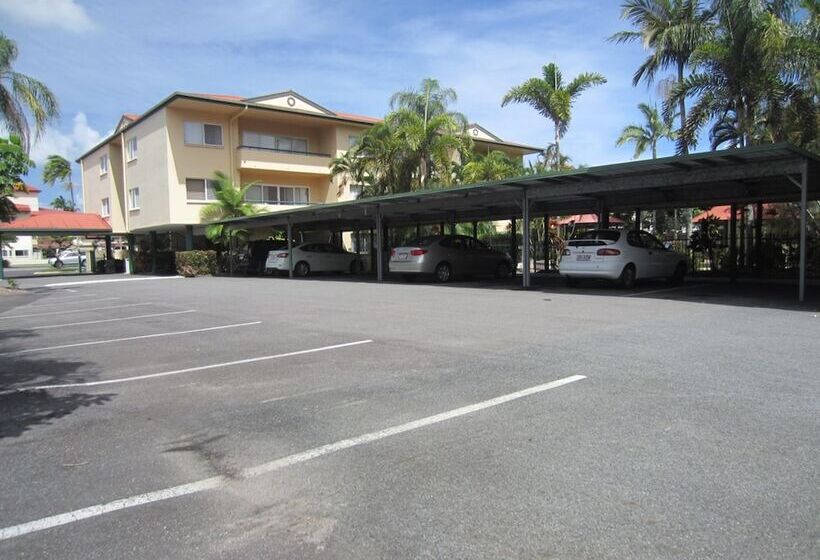 Tradewinds Mcleod Holiday Apartments