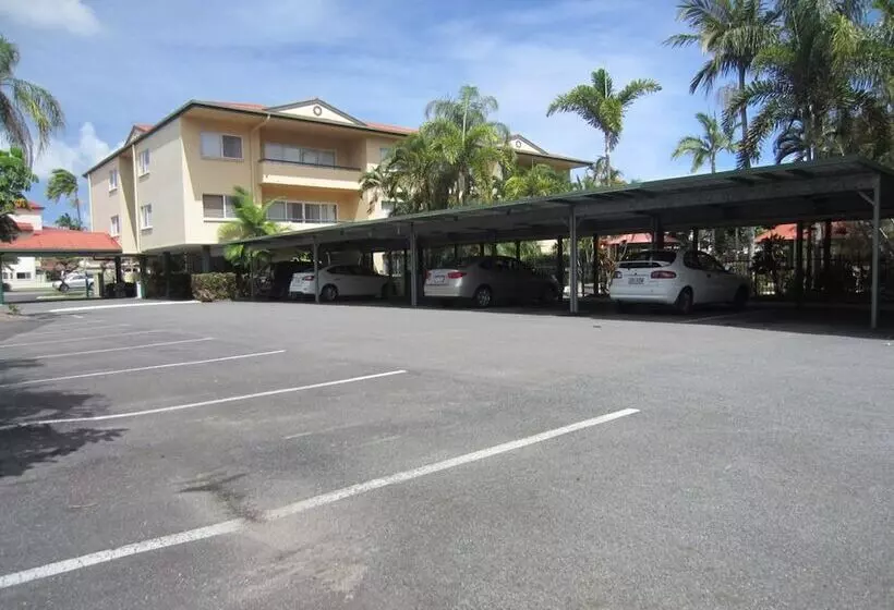 Tradewinds Mcleod Holiday Apartments