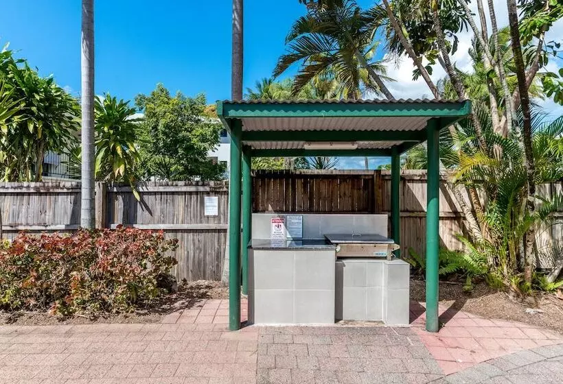 Tradewinds Mcleod Holiday Apartments