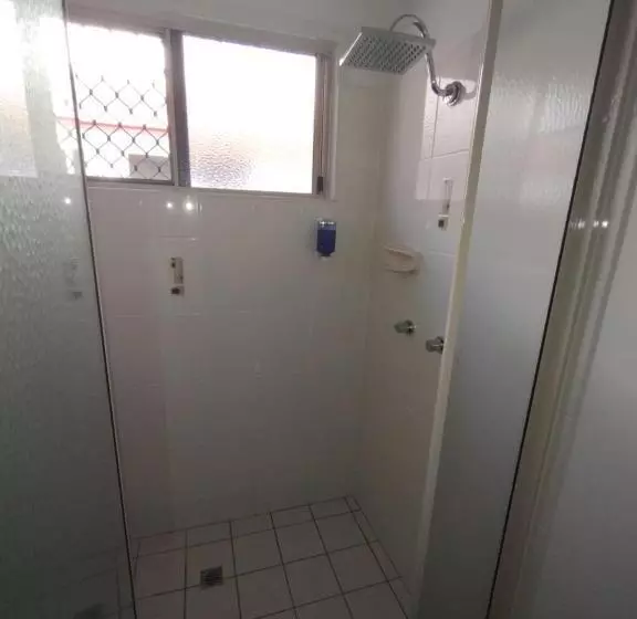 Cascade Motel In Townsville