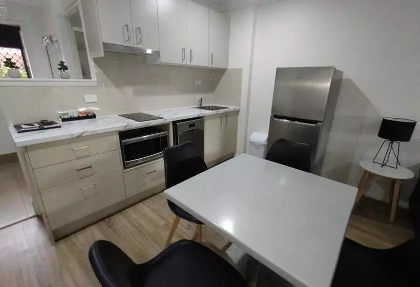 Cascade Motel In Townsville