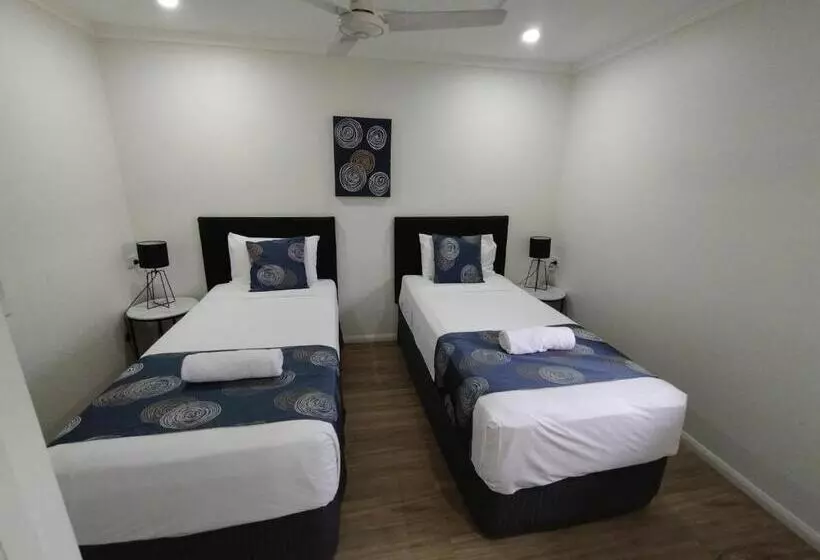 Cascade Motel In Townsville