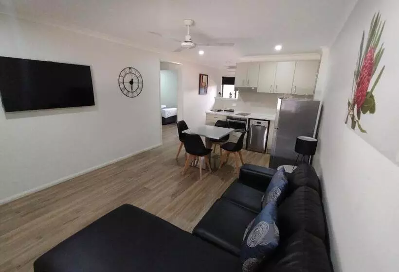 Cascade Motel In Townsville