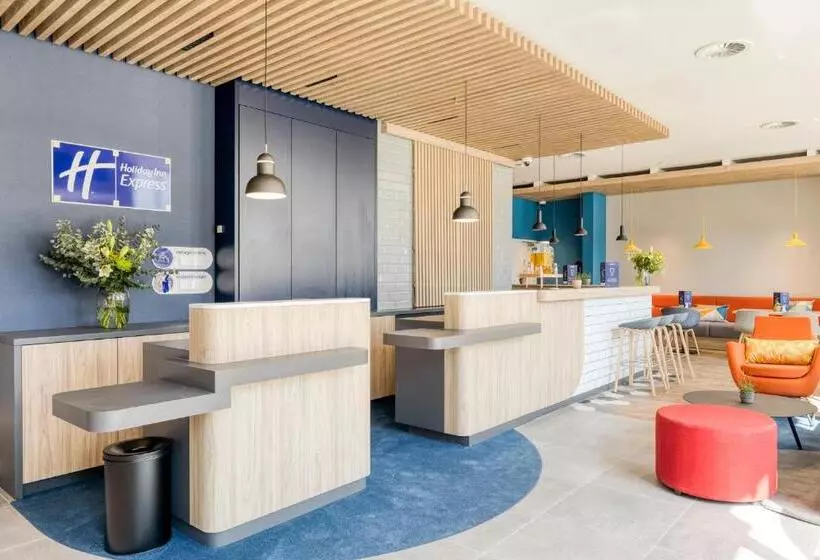Holiday Inn Express Antwerp - City Centre, an IHG Hotel