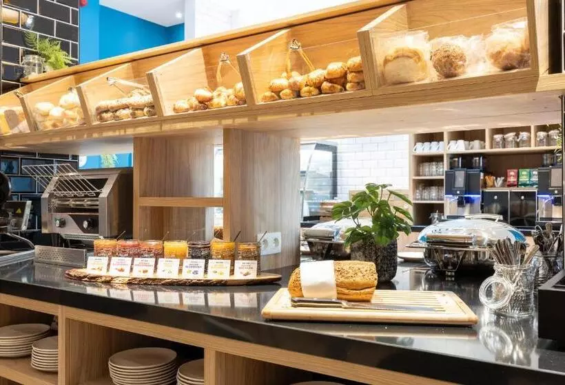 Holiday Inn Express Antwerp - City Centre, an IHG Hotel