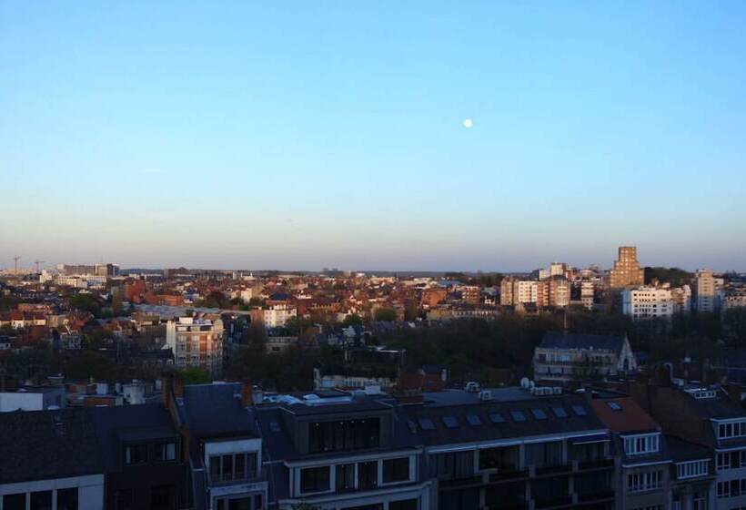 هتل Barsey By Warwick