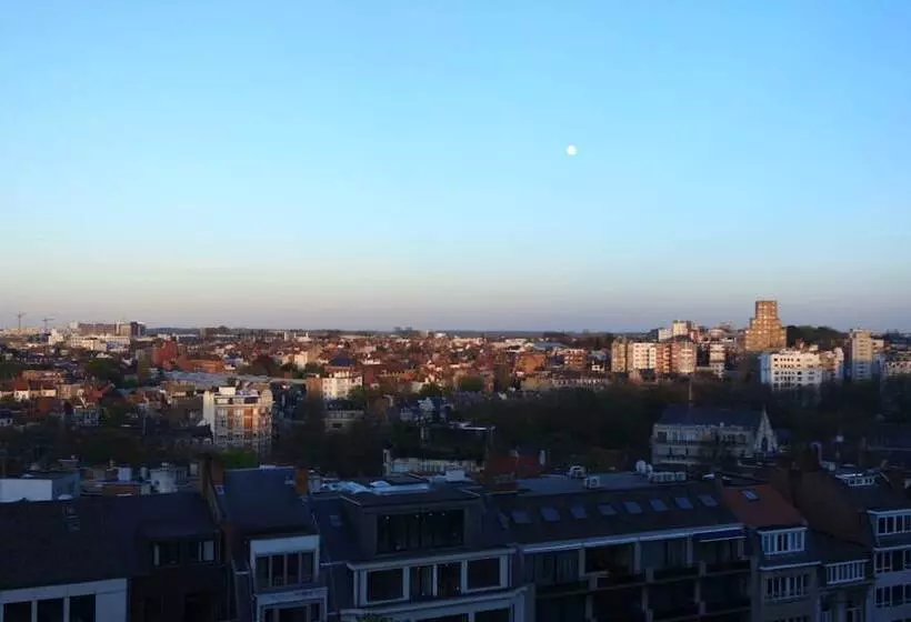 هتل Barsey By Warwick