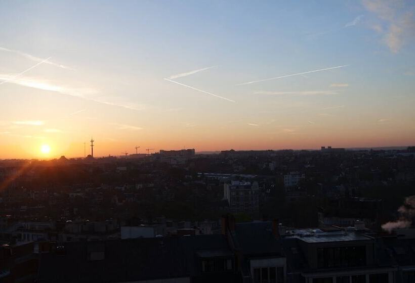 هتل Barsey By Warwick