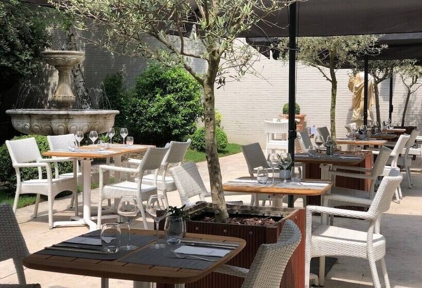 هتل Barsey By Warwick