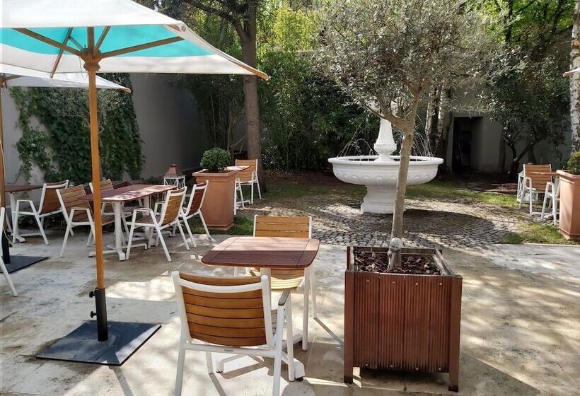 هتل Barsey By Warwick