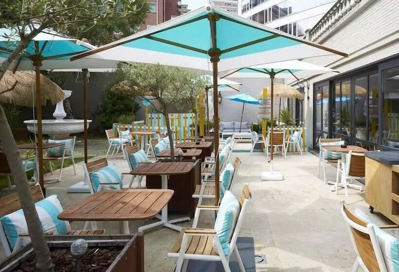 هتل Barsey By Warwick