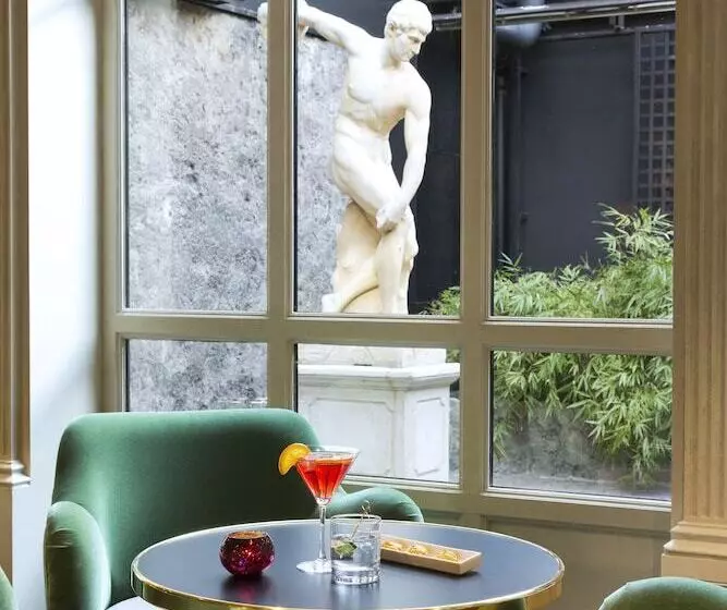 هتل Barsey By Warwick