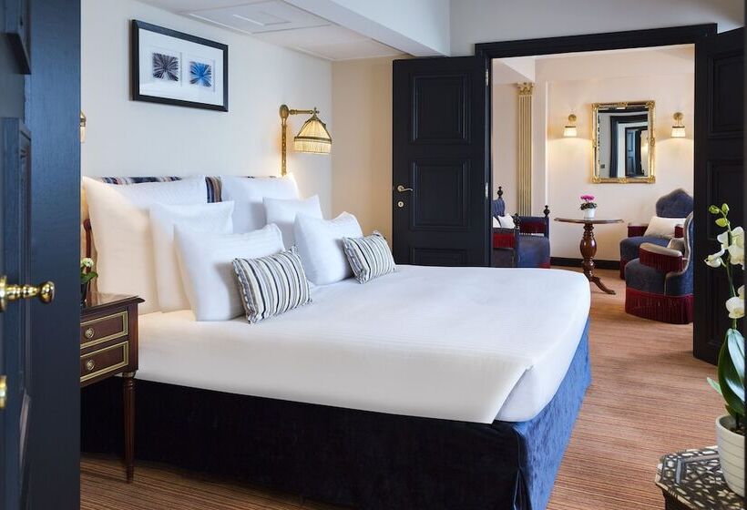 هتل Barsey By Warwick