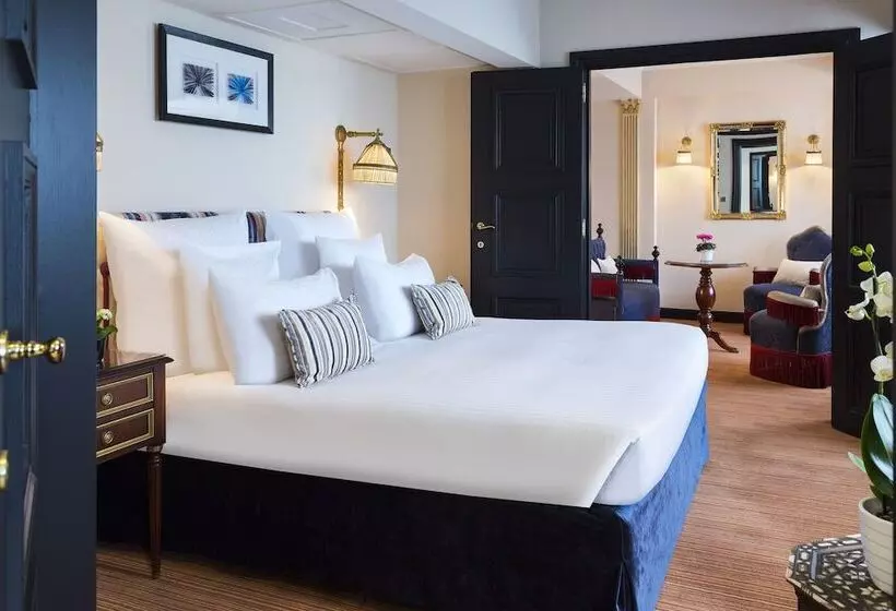 هتل Barsey By Warwick