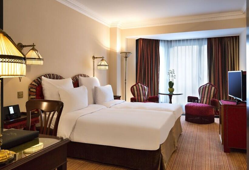 هتل Barsey By Warwick