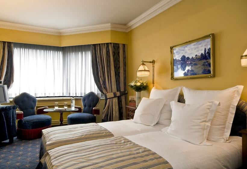 هتل Barsey By Warwick